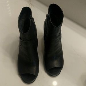 Steve madden leather booties